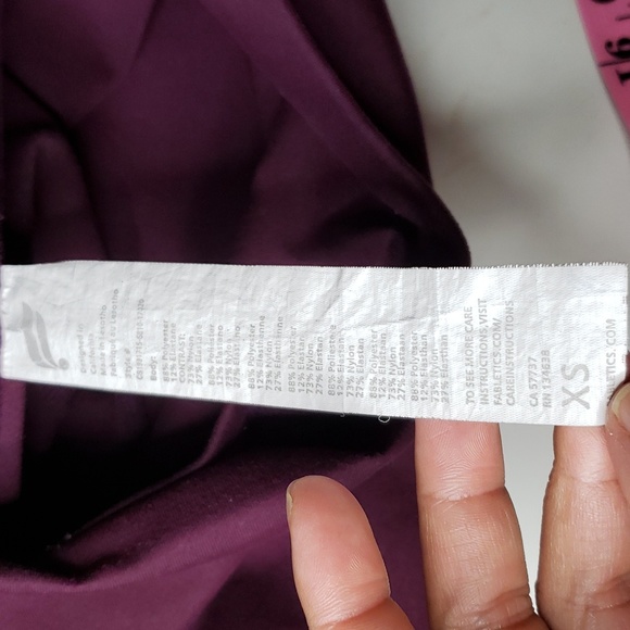 Fabletics Powerhold Cropped Purple High Rise Athletic Leggings Pants Size XS - Picture 6 of 13